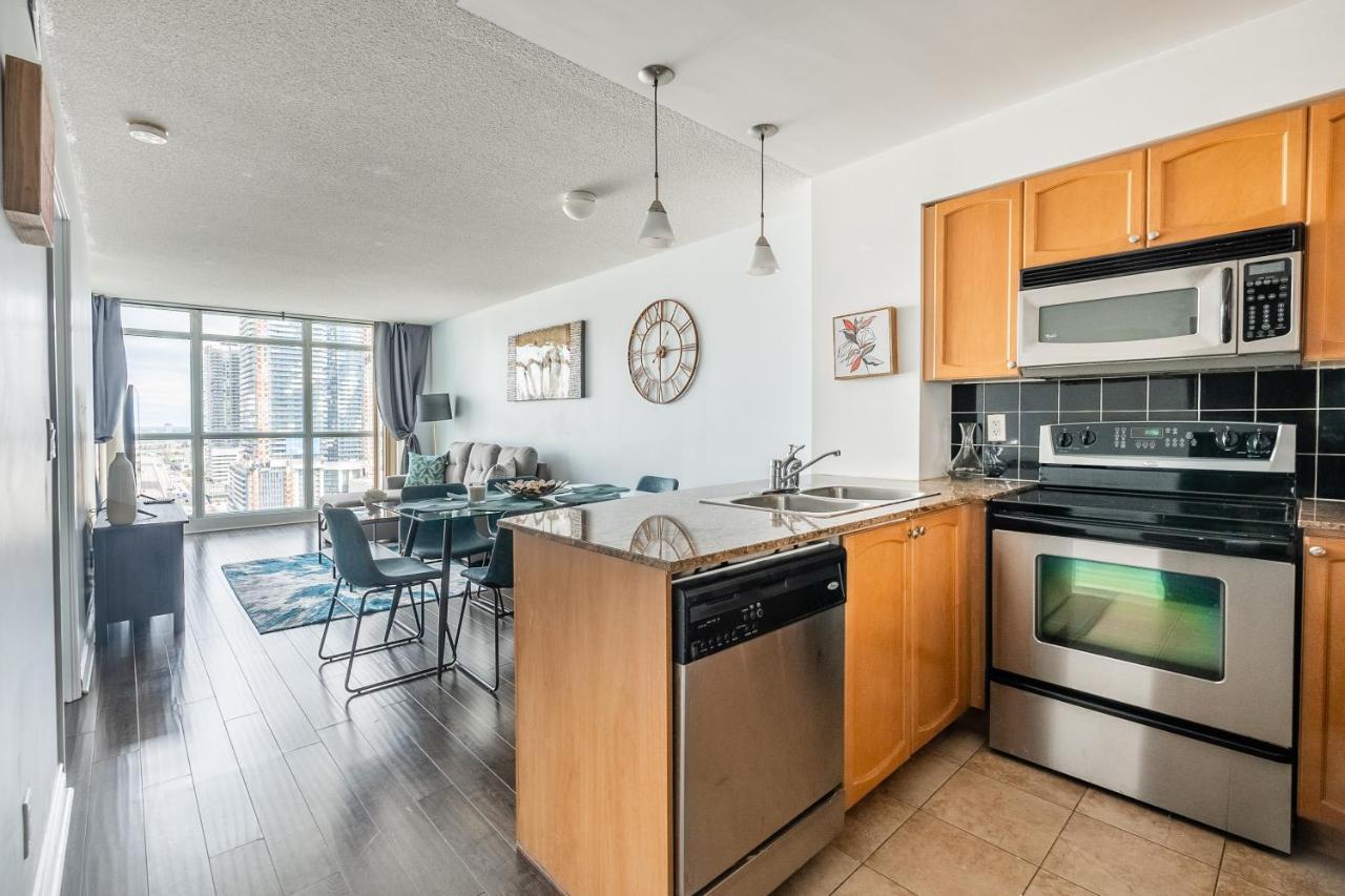 Globalstay Yonge St Condos Toronto Eksteriør bilde