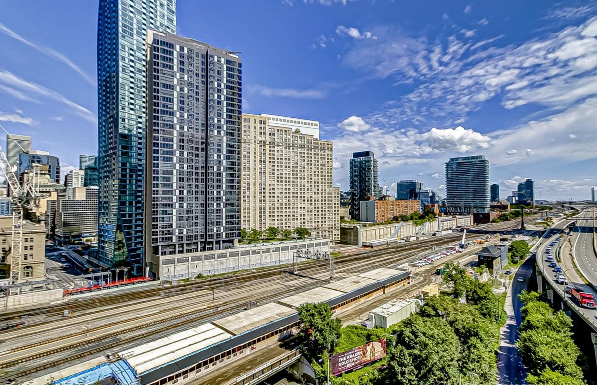 Globalstay Yonge St Condos Toronto Eksteriør bilde